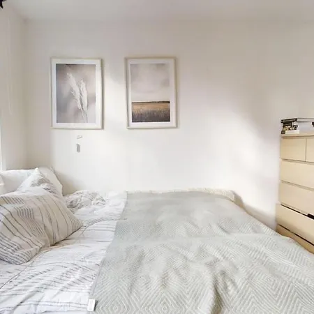 Apartment Kong Oscar Gate 11 Apt